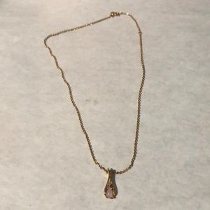 Vintage 1977 AVON 20" goldtone chain Teardrop Fire 🔥 Opal